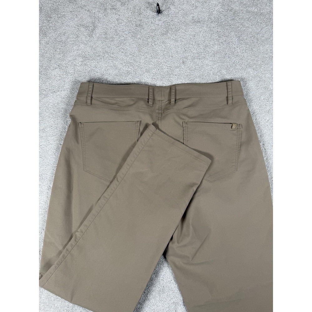 Tasc Performance Pants Men's 32x30 (35)* Tailored Fit Khaki Stretch Bamboo Blend